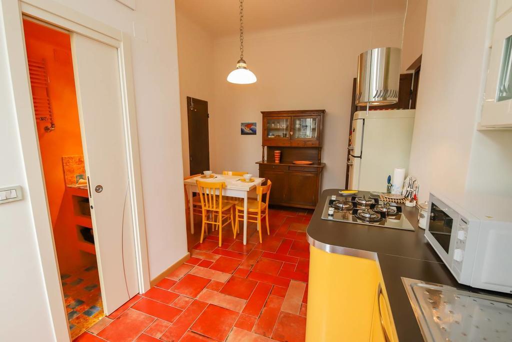 Altido Apt For 3 With Rooftop Balcony And Lovely Cityview Генуя Екстер'єр фото