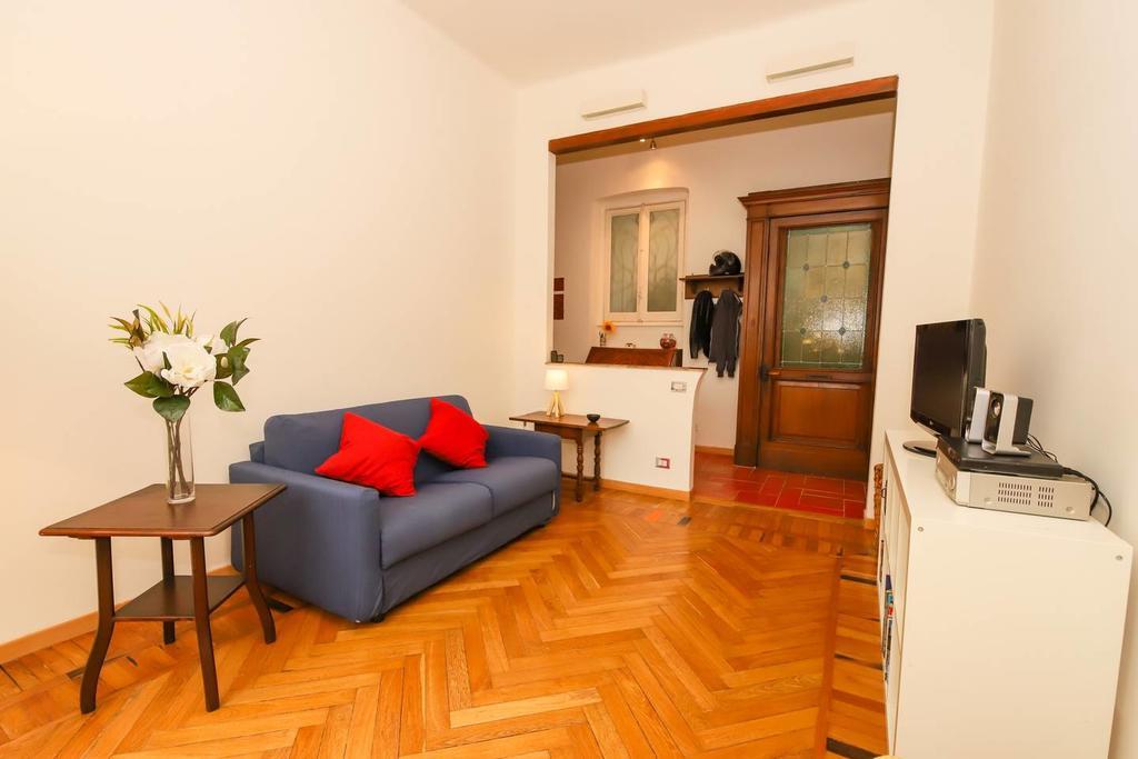 Altido Apt For 3 With Rooftop Balcony And Lovely Cityview Генуя Екстер'єр фото