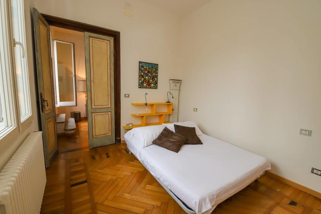 Altido Apt For 3 With Rooftop Balcony And Lovely Cityview Генуя Екстер'єр фото